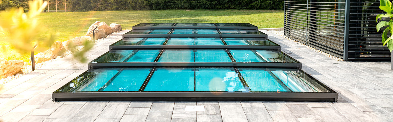 SKYline Poolüberdachung